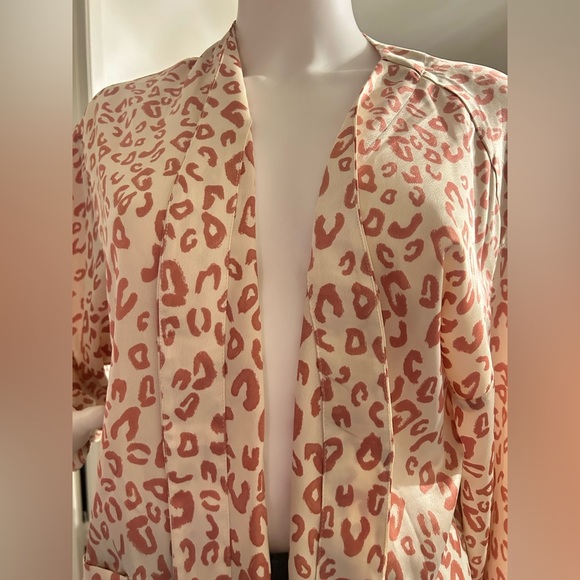 L*Space Pink Leopard Nova Robe - Picture 8 of 10